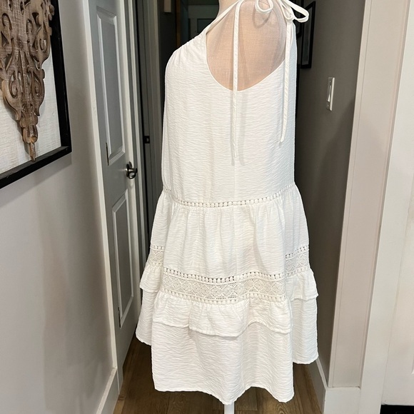SUGARLIPS white tied spaghetti straps summer dress with ruffle and lace - Picture 7 of 15